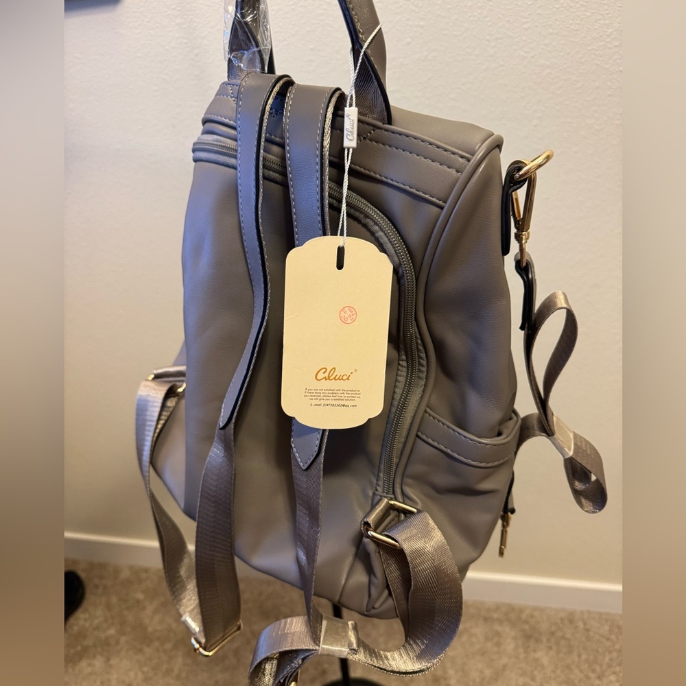New Cluci Gray Leather Backpack - Picture 4 of 4